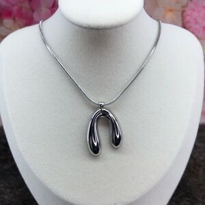 Silver Pendant Necklace